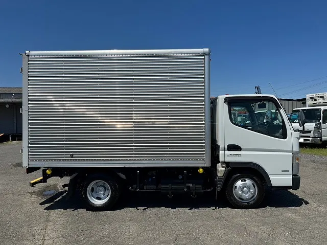 小型アルミバン