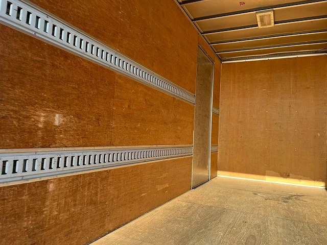 ラッシングレール2段