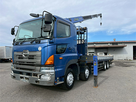 プロフィア／4段クレーン